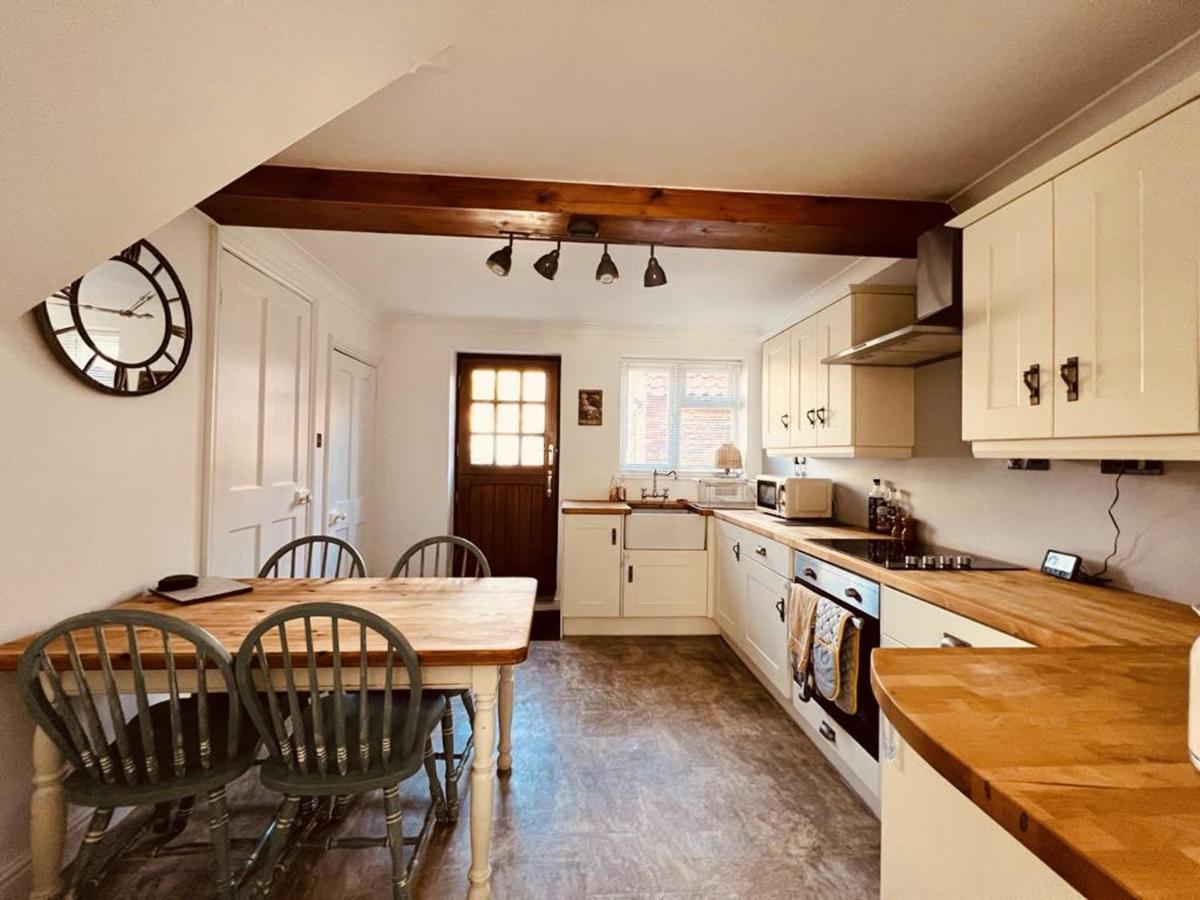 Cosy Cottage Four Miles From Lincoln City Centre Extérieur photo